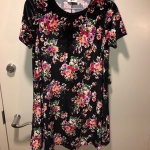 Flowered Velvety Dress